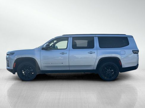 New 2026 Jeep Grand Wagoneer L Limited AWD/4WD image 3