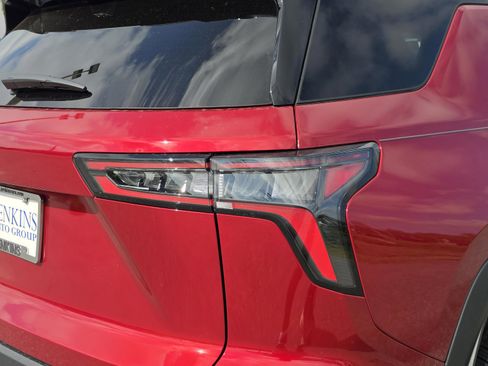 New 2026 Chevrolet Equinox LT w/ Safety and Technology Package FWD image 14