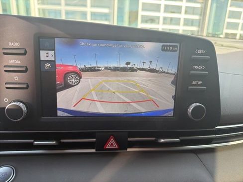 Certified 2025 Hyundai Elantra Sport image 11