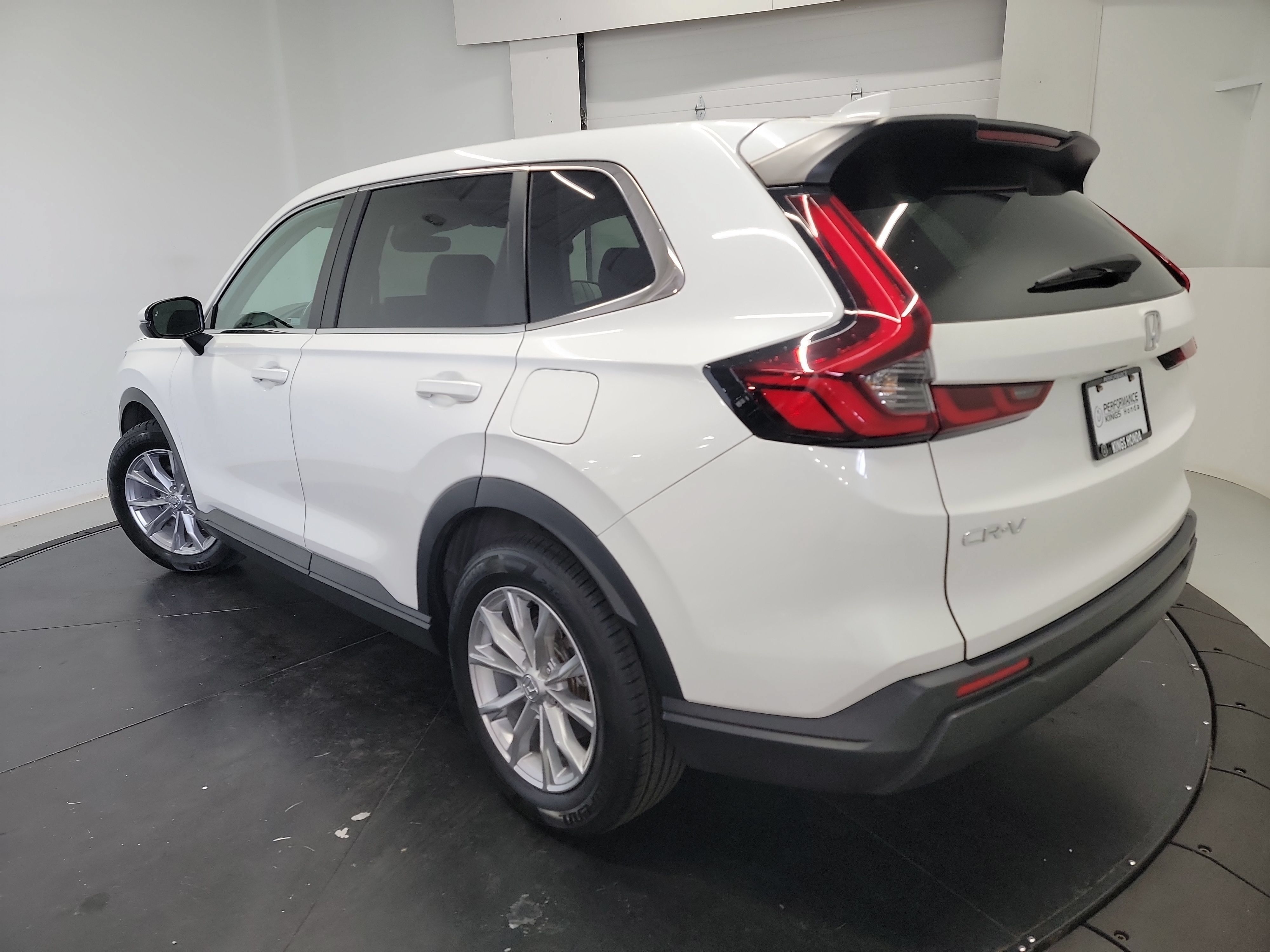 Used 2023 Honda CR-V EX-L image 6