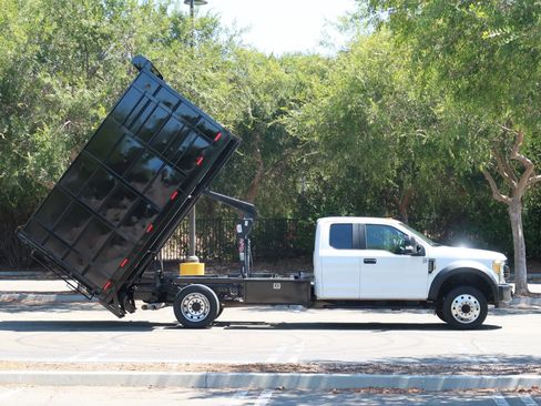 Used 2017 Ford F550 2WD SuperCab Super Duty image 13
