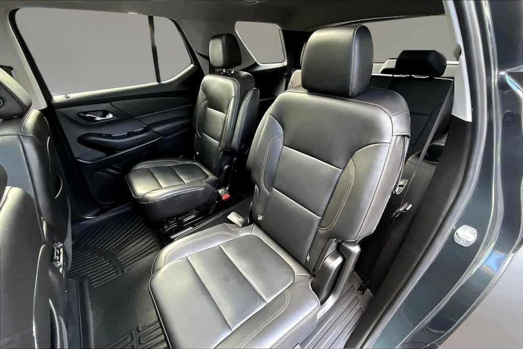 Used 2021 Chevrolet Traverse RS AWD/4WD image 19