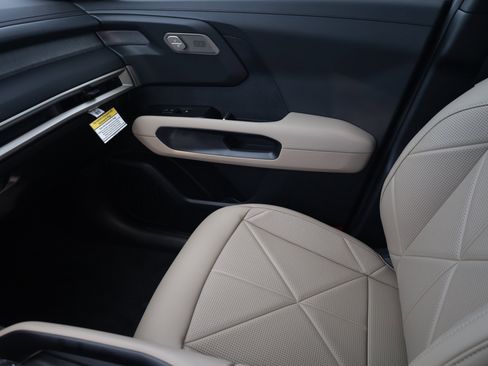 New 2027 Kia Telluride EX FWD image 10