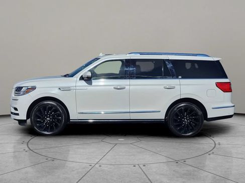 Certified 2021 Lincoln Navigator Reserve AWD/4WD image 9