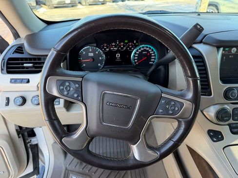 Used 2019 GMC Yukon XL Denali w/ Denali Ultimate Package image 12