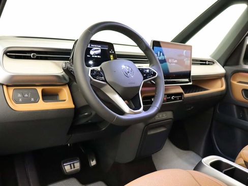 New 2025 Volkswagen ID. Buzz Pro S image 13