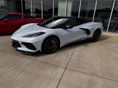 Used 2020 Chevrolet Corvette Stingray Preferred Cpe w/ 2LT Preferred Equipment Group image 5