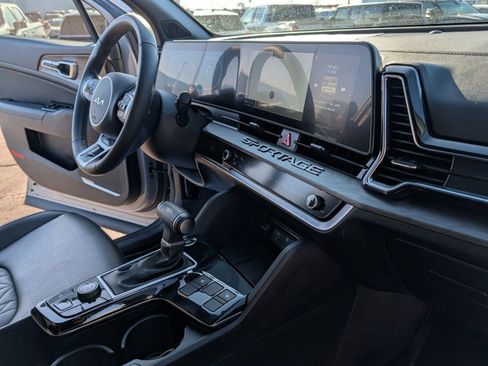 Used 2025 Kia Sportage X-Line w/ Premium Package image 24