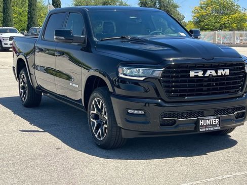 New 2026 RAM 1500 Laramie AWD/4WD image 11