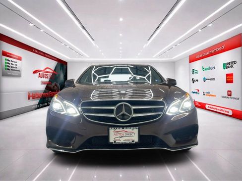 Used 2016 Mercedes-Benz E 400 4MATIC Sedan w/ Driver Assistance Package image 3