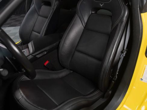 Used 2019 Chevrolet Corvette Z06 image 12