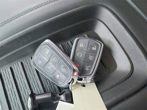 Used 2020 Cadillac Escalade Luxury image 37