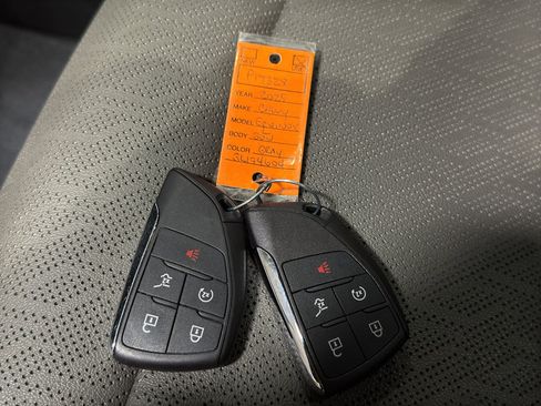 Used 2025 Chevrolet Equinox LT w/ Convenience Package II image 41