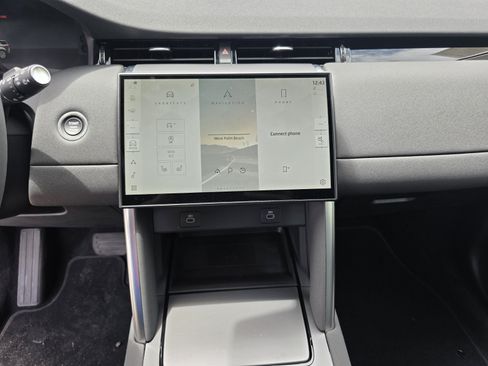 New 2025 Land Rover Discovery Sport S AWD/4WD image 16