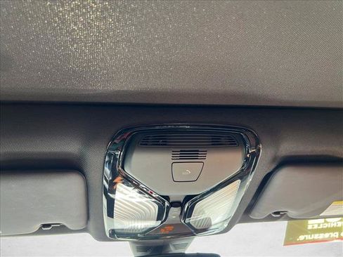 Used 2023 BMW 330i Sedan w/ Parking Assistance Package RWD image 14