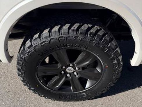 Used 2015 Ford F150 Platinum w/ Trailer Tow Package AWD/4WD image 5