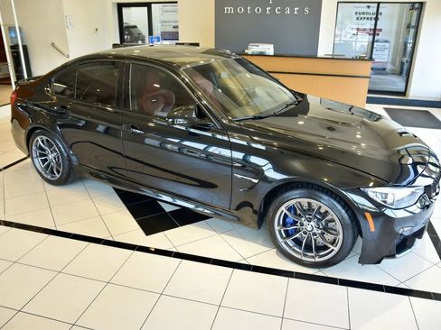 Used 2018 BMW M3 RWD image 7