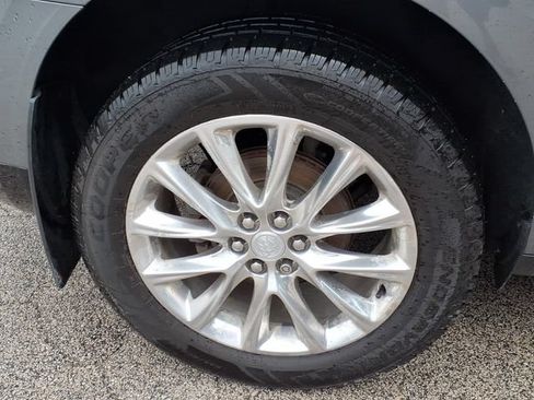 Used 2021 Buick Enclave Essence w/ Trailering Package, 5000 lbs. AWD/4WD image 11