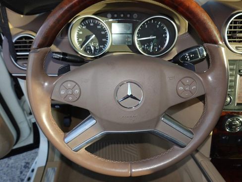Used 2012 Mercedes-Benz GL 320 BlueTEC 4MATIC image 13