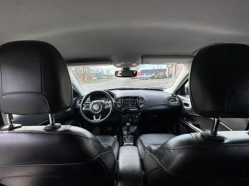 Used 2018 Jeep Compass Limited w/ Navigation Group AWD/4WD image 27