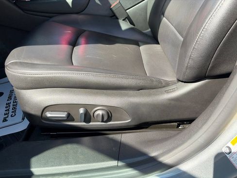 Used 2023 Chevrolet Malibu LT FWD image 12