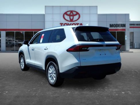 New 2026 Toyota Grand Highlander XLE AWD/4WD image 4