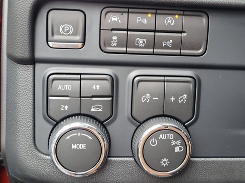 New 2025 Chevrolet Tahoe LS AWD/4WD image 24