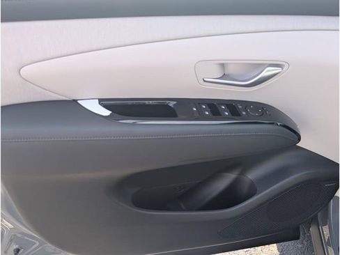 New 2026 Hyundai Tucson Limited image 17