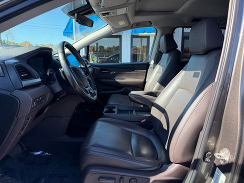 Used 2019 Honda Odyssey EX-L image 11