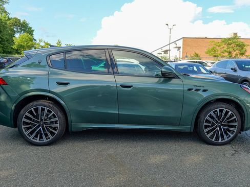 Used 2025 Maserati Grecale Modena AWD/4WD image 8