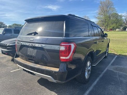 Used 2021 Ford Expedition Max XLT image 4