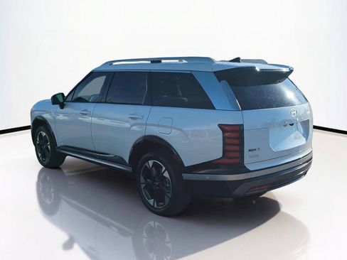 New 2027 Hyundai Palisade Limited FWD image 7