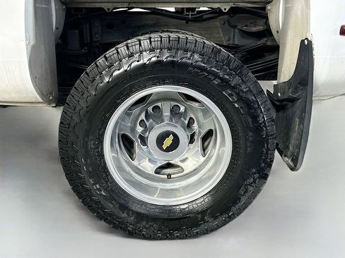 Used 2015 Chevrolet Silverado 3500 LTZ w/ Duramax Plus Package AWD/4WD image 32