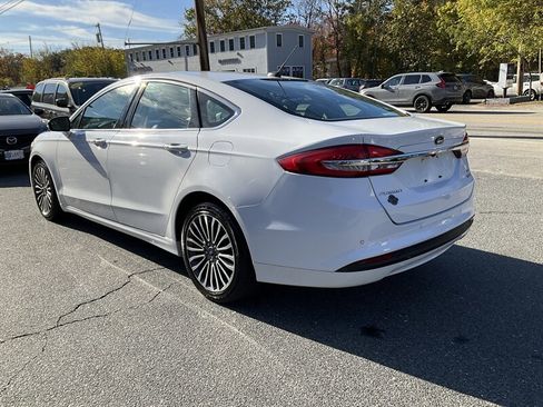 Used 2017 Ford Fusion SE w/ Fusion SE Technology Package image 7