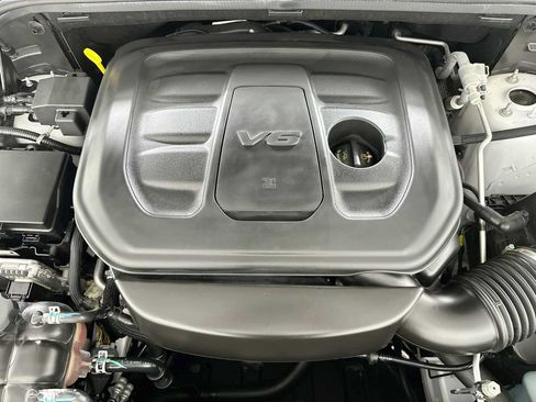 Used 2021 Jeep Grand Cherokee Limited RWD image 29