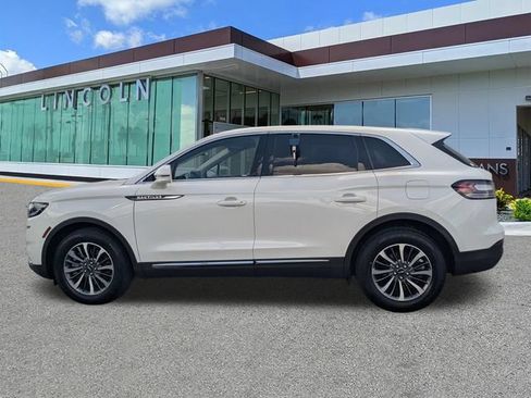 Certified 2023 Lincoln Nautilus FWD image 7