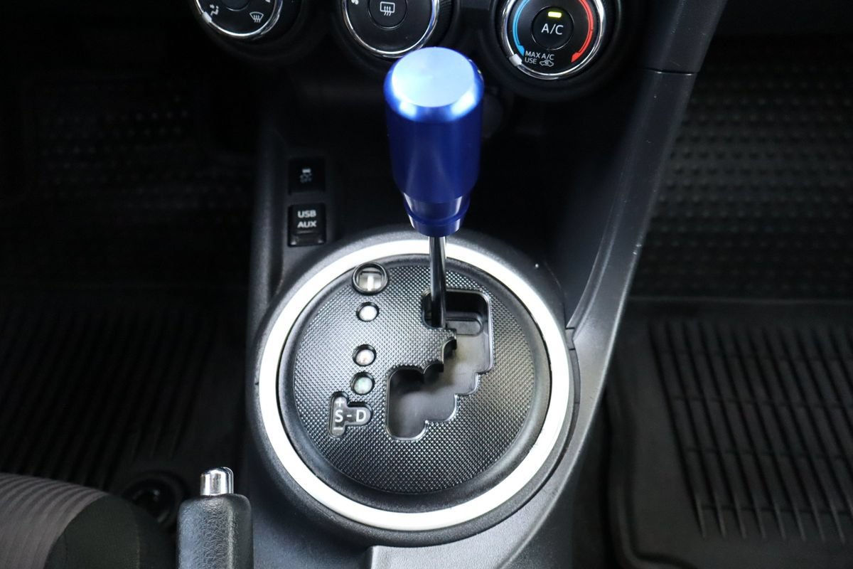 Used 2015 Scion tC FWD image 31