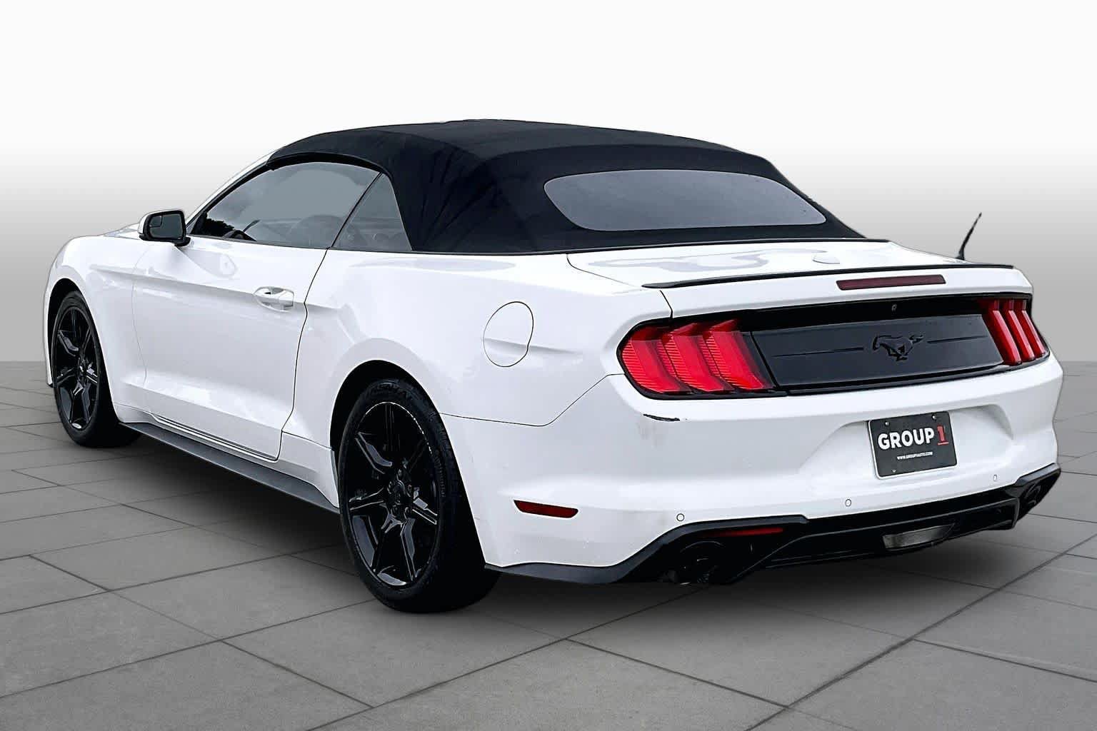 Used 2019 Ford Mustang Premium w/ Ford Safe & Smart Package RWD image 11