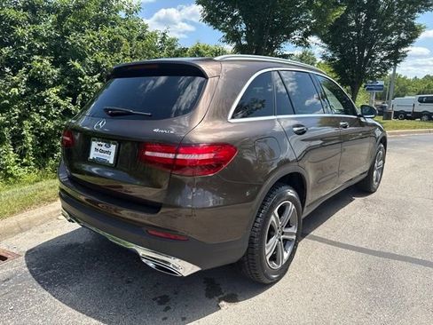 Used 2018 Mercedes-Benz GLC 300 4MATIC image 7