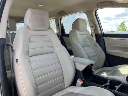 Used 2018 Honda CR-V LX image 16