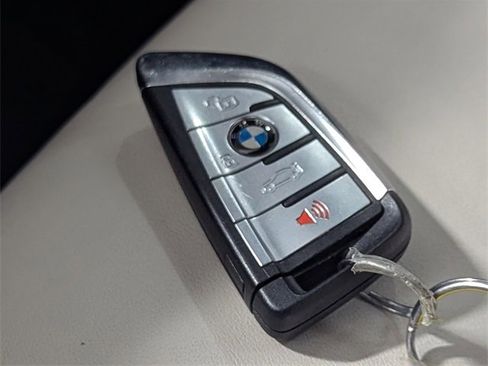 Used 2021 BMW X6 sDrive40i w/ Executive Package image 25