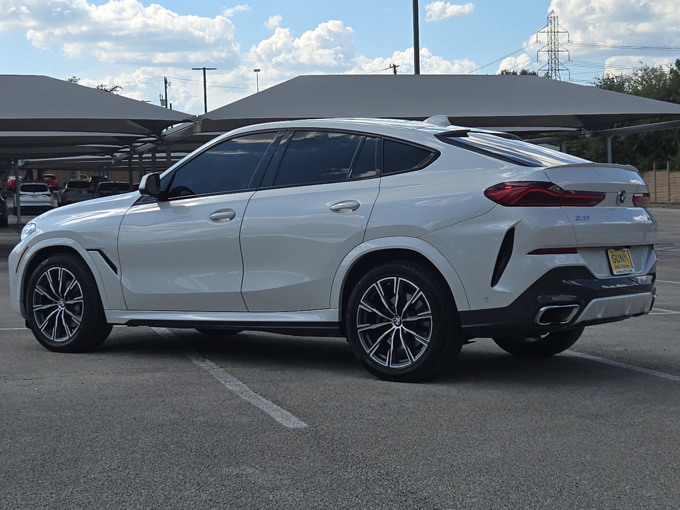 Used 2021 BMW X6 xDrive40i AWD/4WD image 5