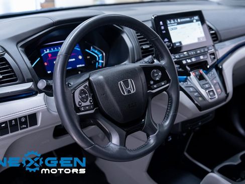 Used 2022 Honda Odyssey Elite image 21
