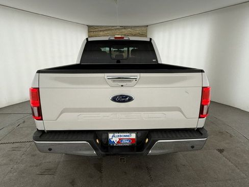 Used 2018 Ford F150 Lariat w/ Equipment Group 502A Luxury AWD/4WD image 4
