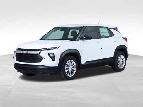 New 2026 Chevrolet TrailBlazer LS image 8