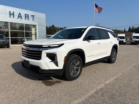 Used 2026 Chevrolet Traverse LT AWD/4WD image 7