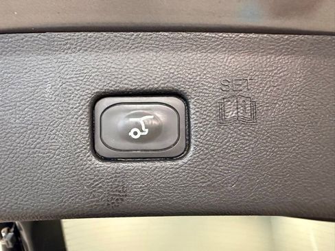 Used 2024 Ford Edge SEL w/ Convenience Package AWD/4WD image 15