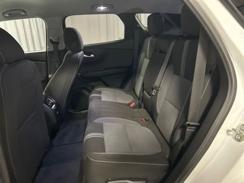 Used 2025 Chevrolet Blazer LT FWD image 23