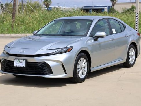 New 2026 Toyota Camry LE FWD image 3