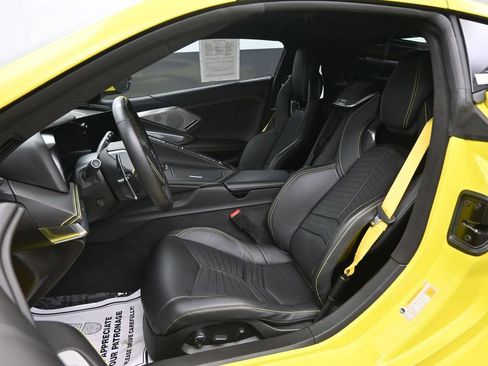 Used 2023 Chevrolet Corvette Stingray Premium Cpe w/ 3LT RWD image 18